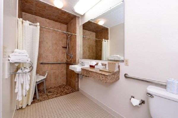Briarwood Inn of Geneva